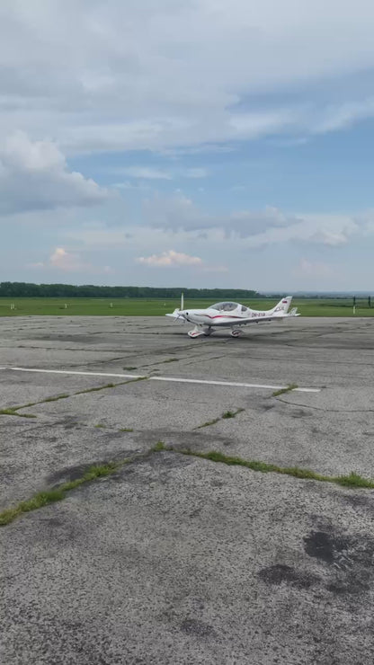 Let lietadlom Tecnam P2010